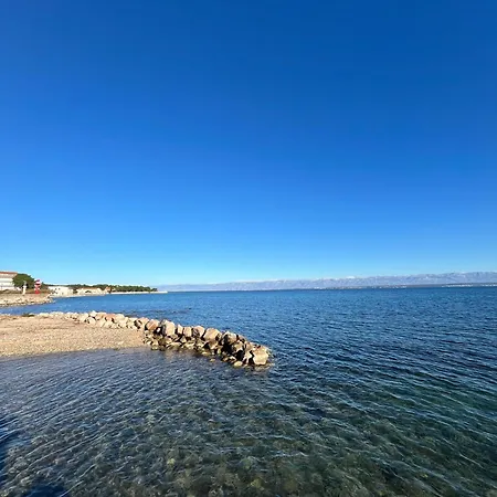 Apartman Kuca Mir Seaside - 50m From