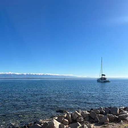 Kuca Mir Seaside - 50m From 아파트 우글랸